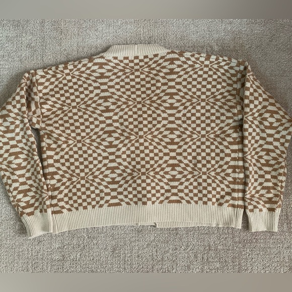 Large vintage style geo print cropped cardigan - Picture 2 of 3